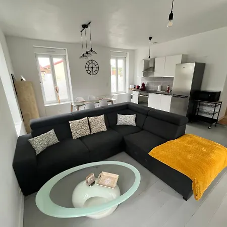 Gite De La Gare - Avec Parking Apartment *
